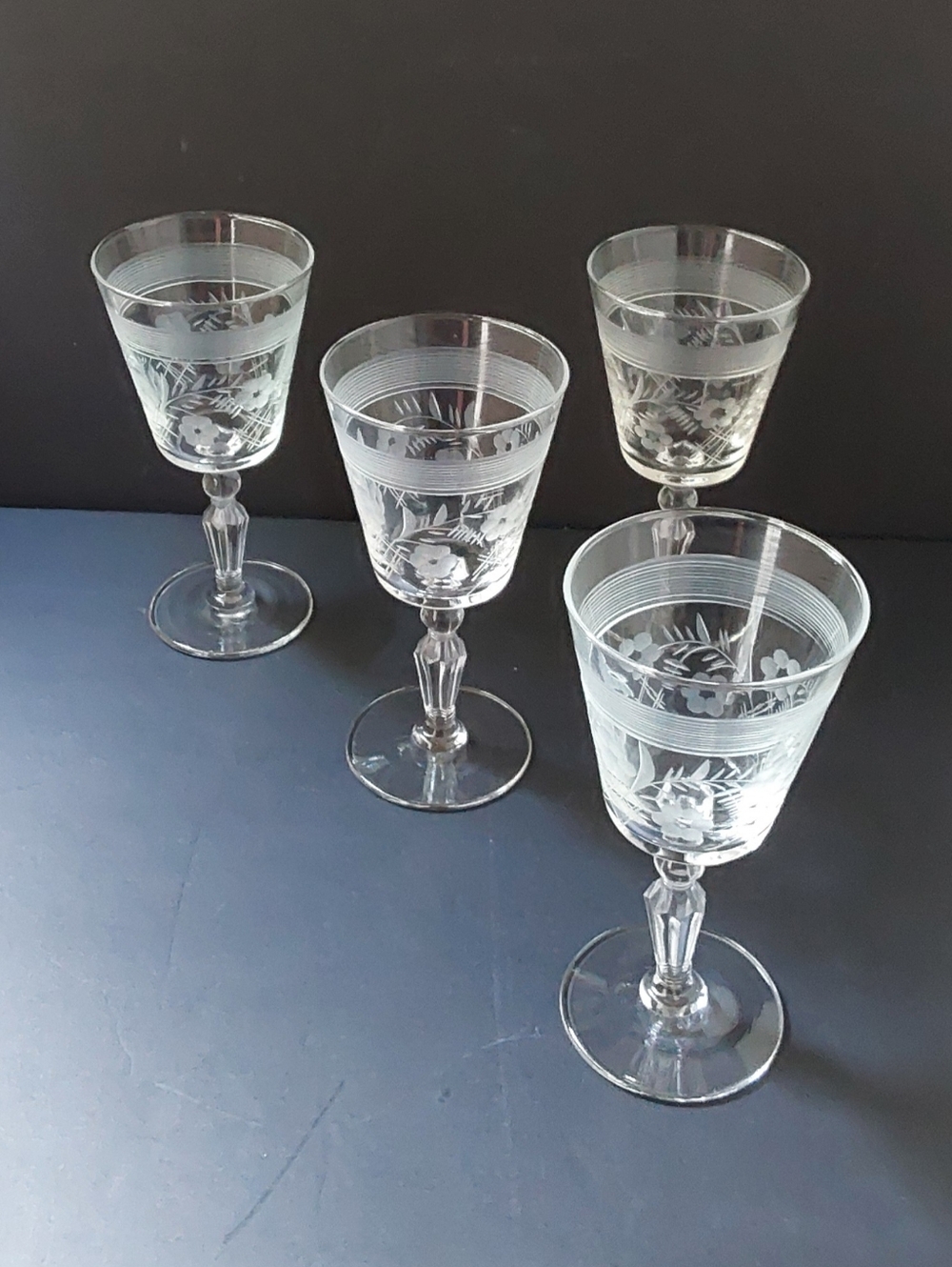 Libbey Clear Etched Floral Wine Glasses (Set of 4)